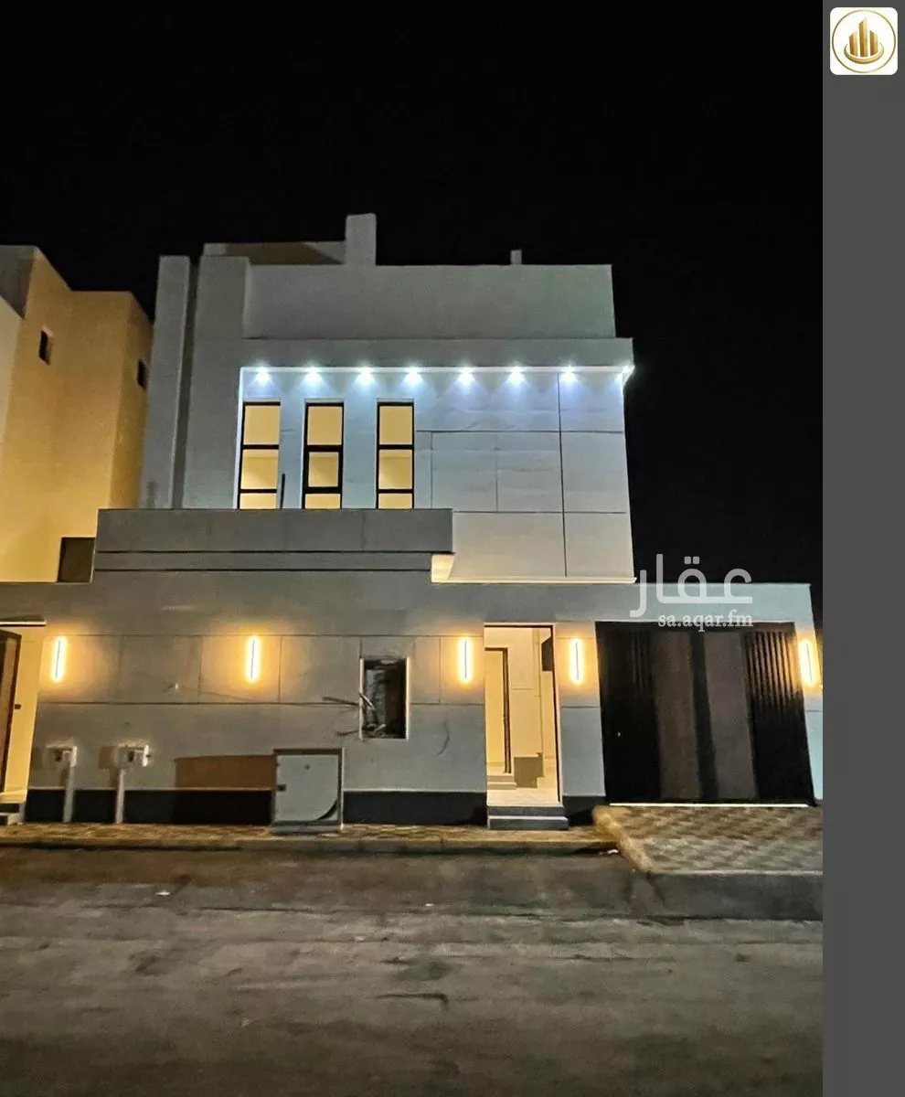 6 bedroom villa in Al Maizilah 2