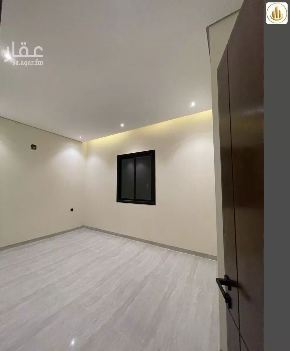 6 bedroom villa in Al Maizilah 11