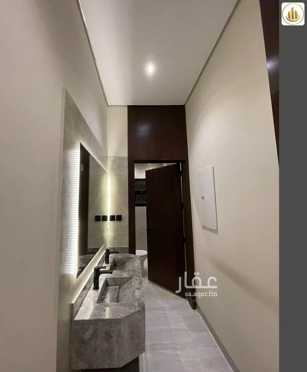 6 bedroom villa in Al Maizilah 3