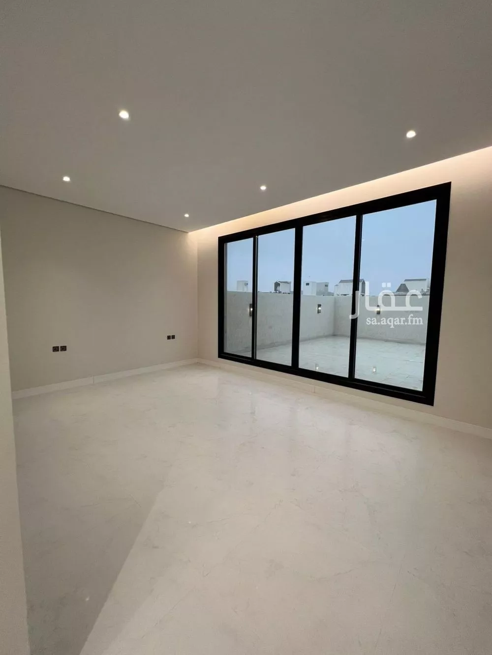6 bedroom villa in Al Mahdiyyah 25