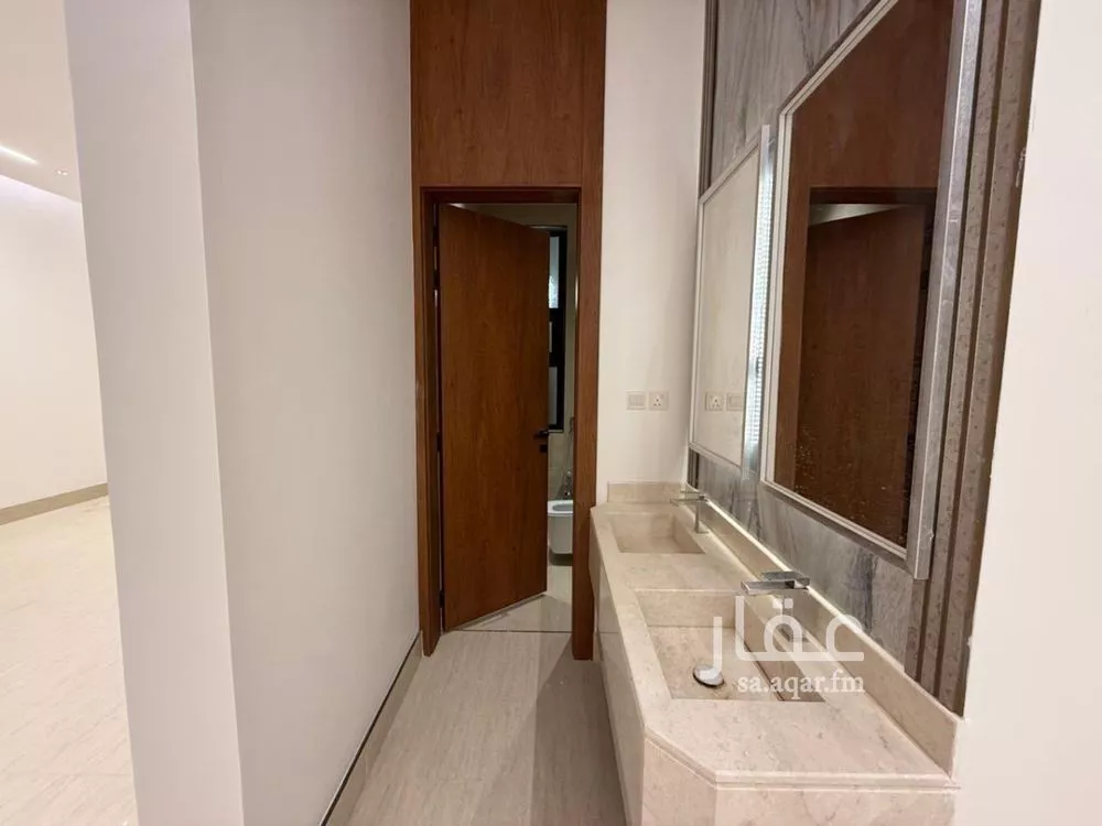 6 bedroom villa in Al Mahdiyyah 9