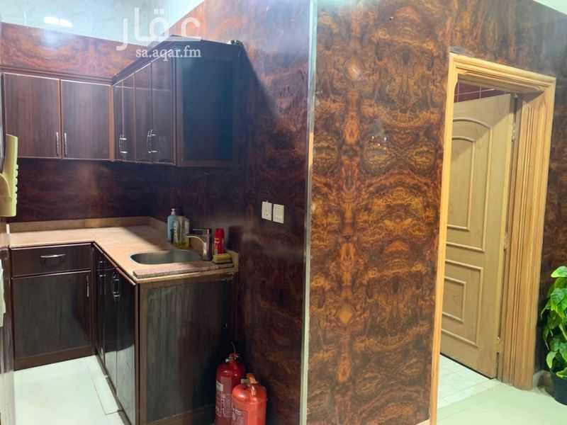 5 bedroom office in Al Nuzhah, Riyadh 5