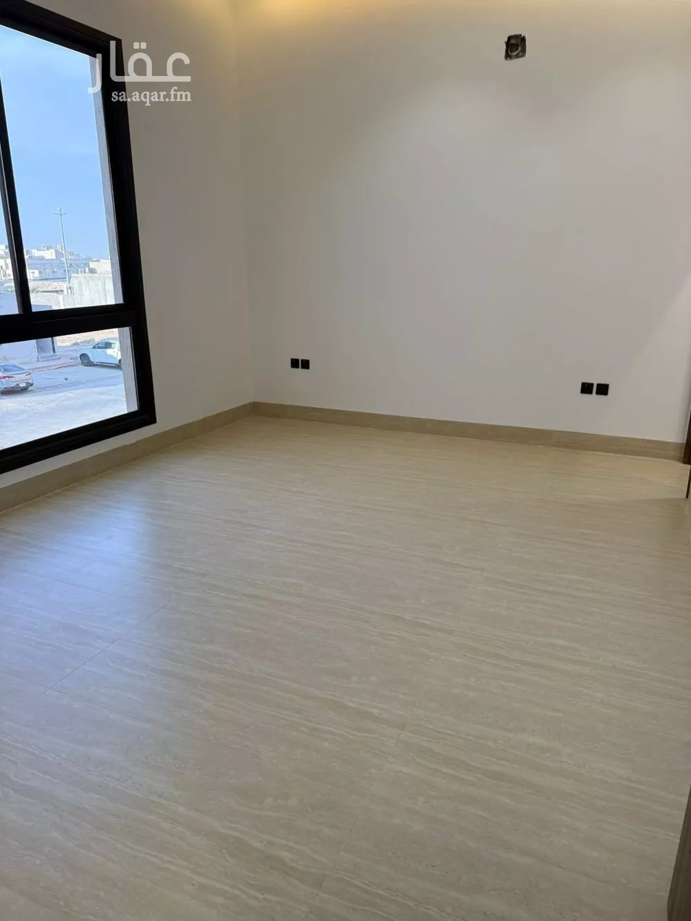 5 bedroom villa in Dhahrat Laban 10