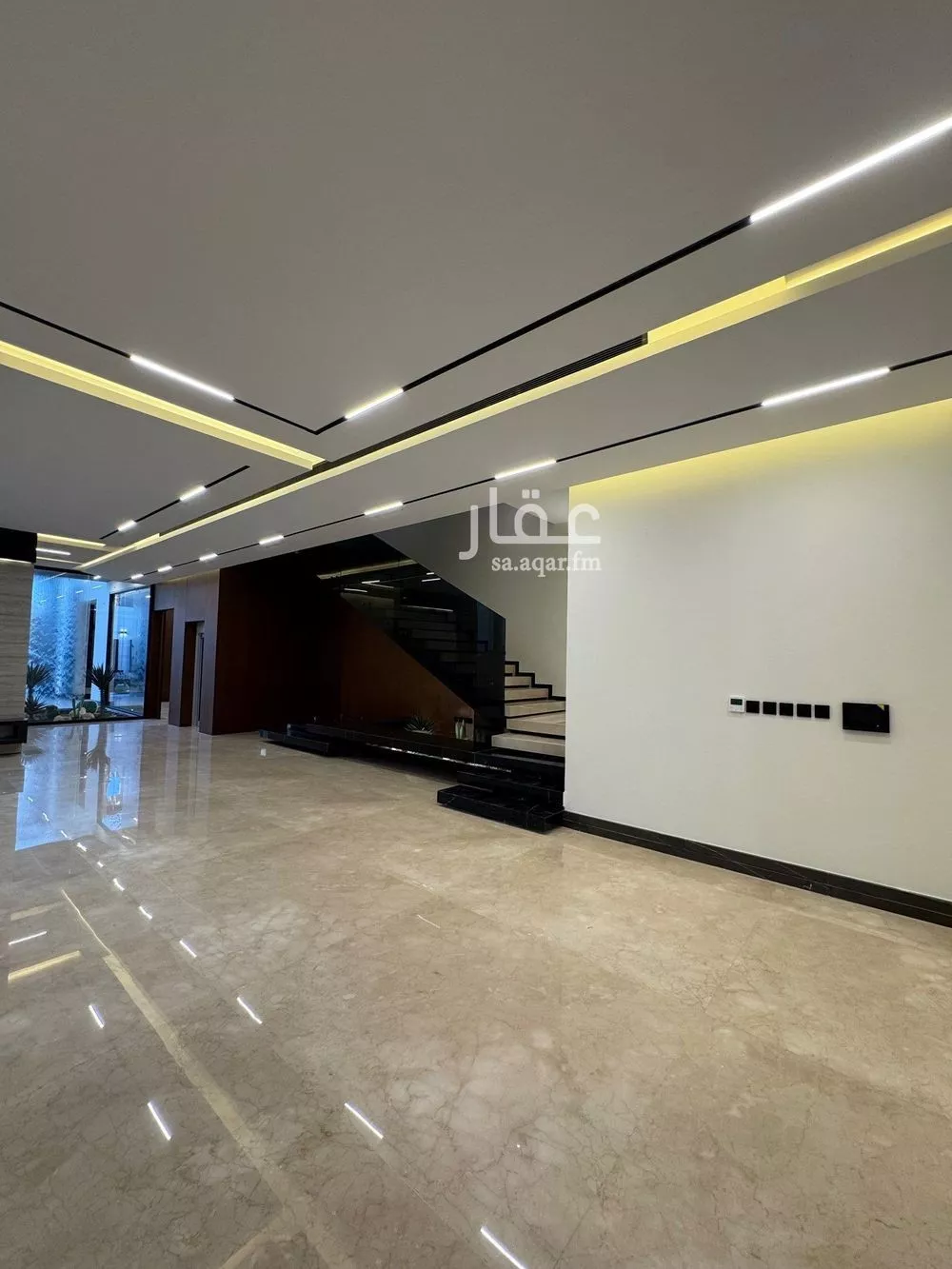 6 bedroom villa in Al Narjis 9