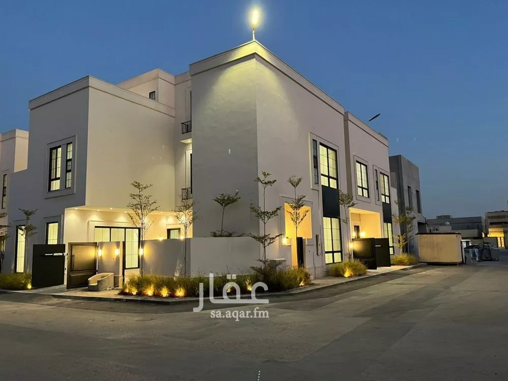 6 bedroom villa in Al Mahdiyyah 2