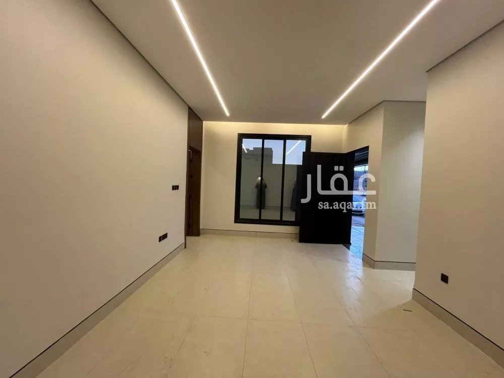 5 bedroom villa in Al Mahdiyyah 15