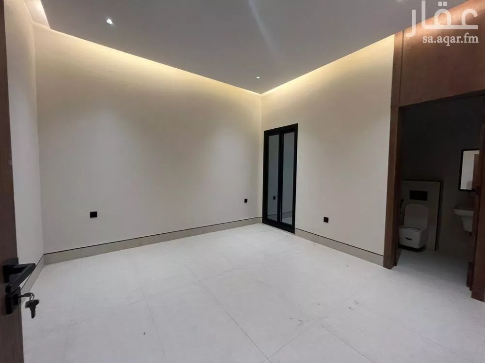 5 bedroom villa in Al Mahdiyyah 30