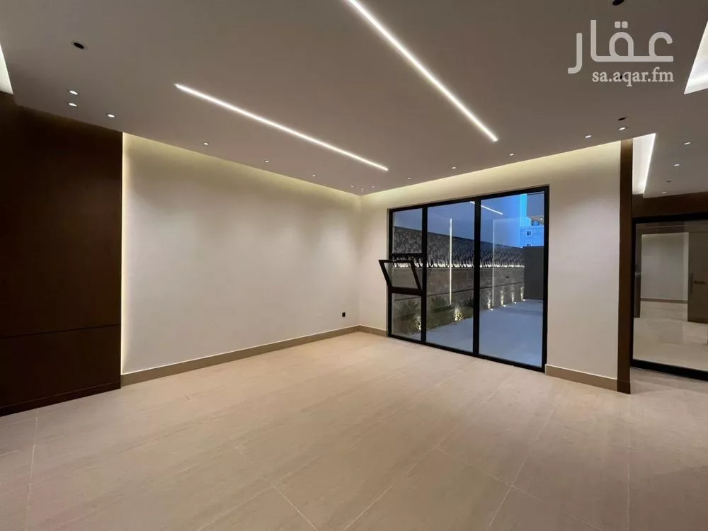 6 bedroom villa in Al Mahdiyyah 11