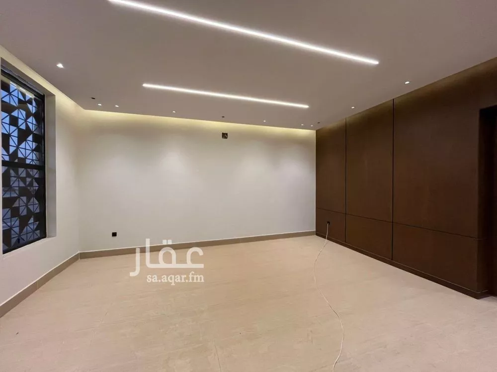 6 bedroom villa in Al Mahdiyyah 5