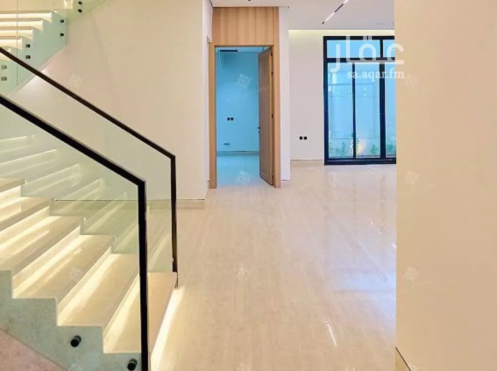 6 bedroom villa in Al Mahdiyyah 8