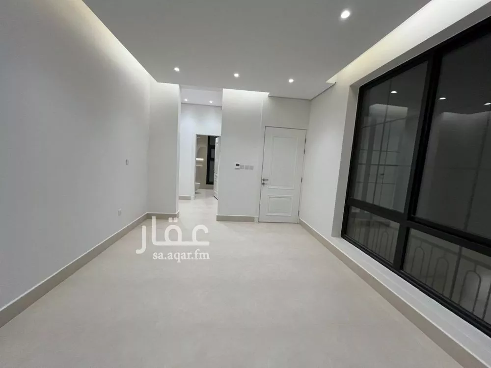6 bedroom villa in Al Mahdiyyah 16