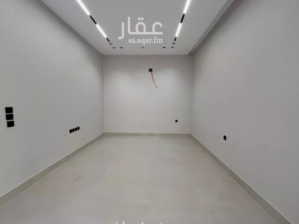 6 bedroom villa in Al Mahdiyyah 13