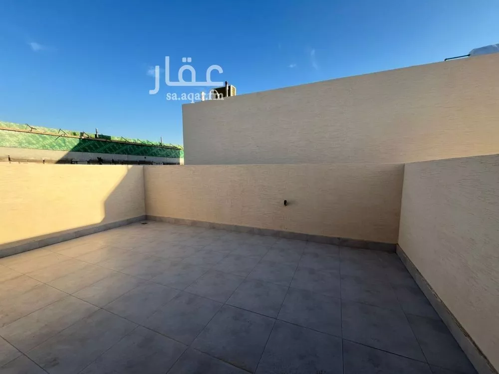6 bedroom villa in Al Mahdiyyah 24