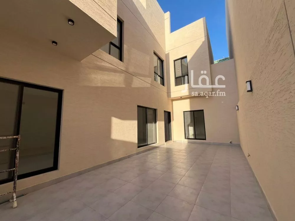 6 bedroom villa in Al Mahdiyyah 6