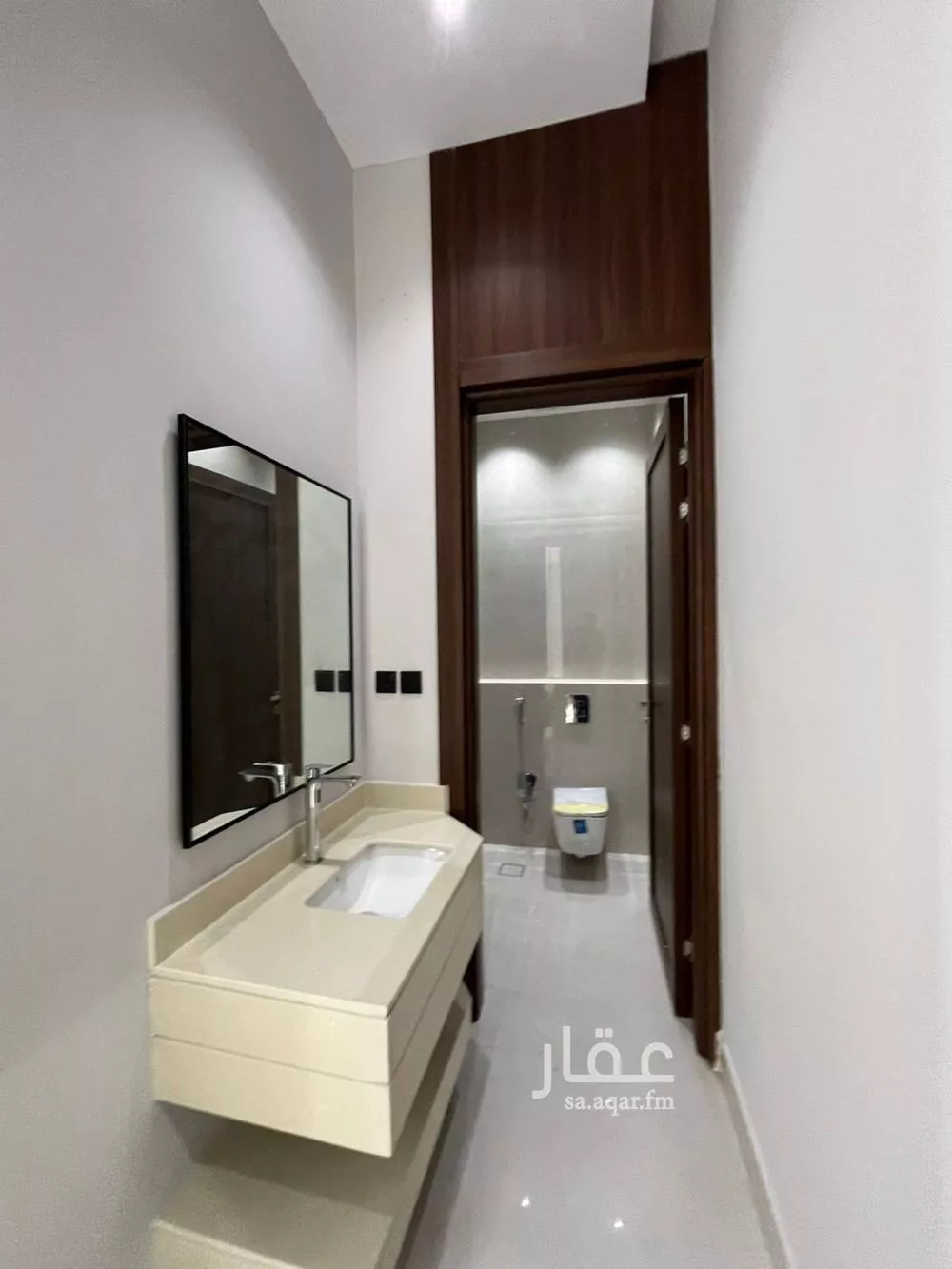 6 bedroom villa in Al Mahdiyyah 8
