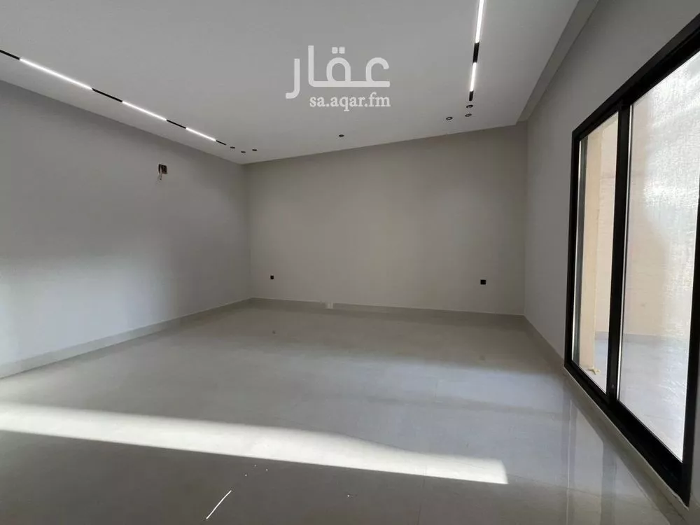 6 bedroom villa in Al Mahdiyyah 9