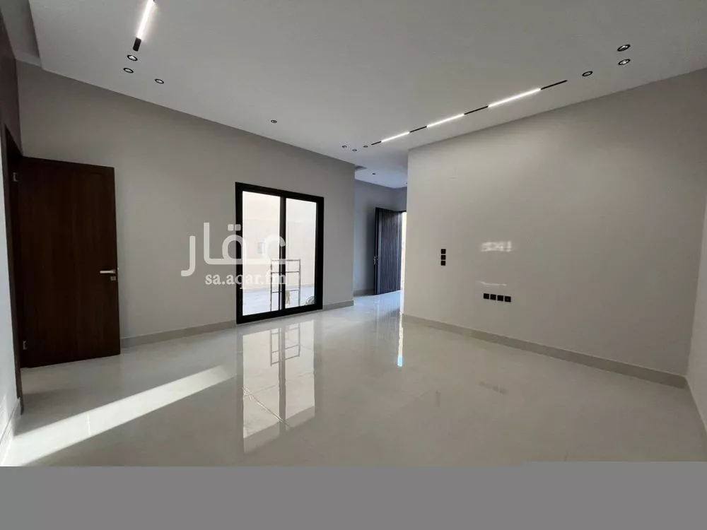 6 bedroom villa in Al Mahdiyyah 10