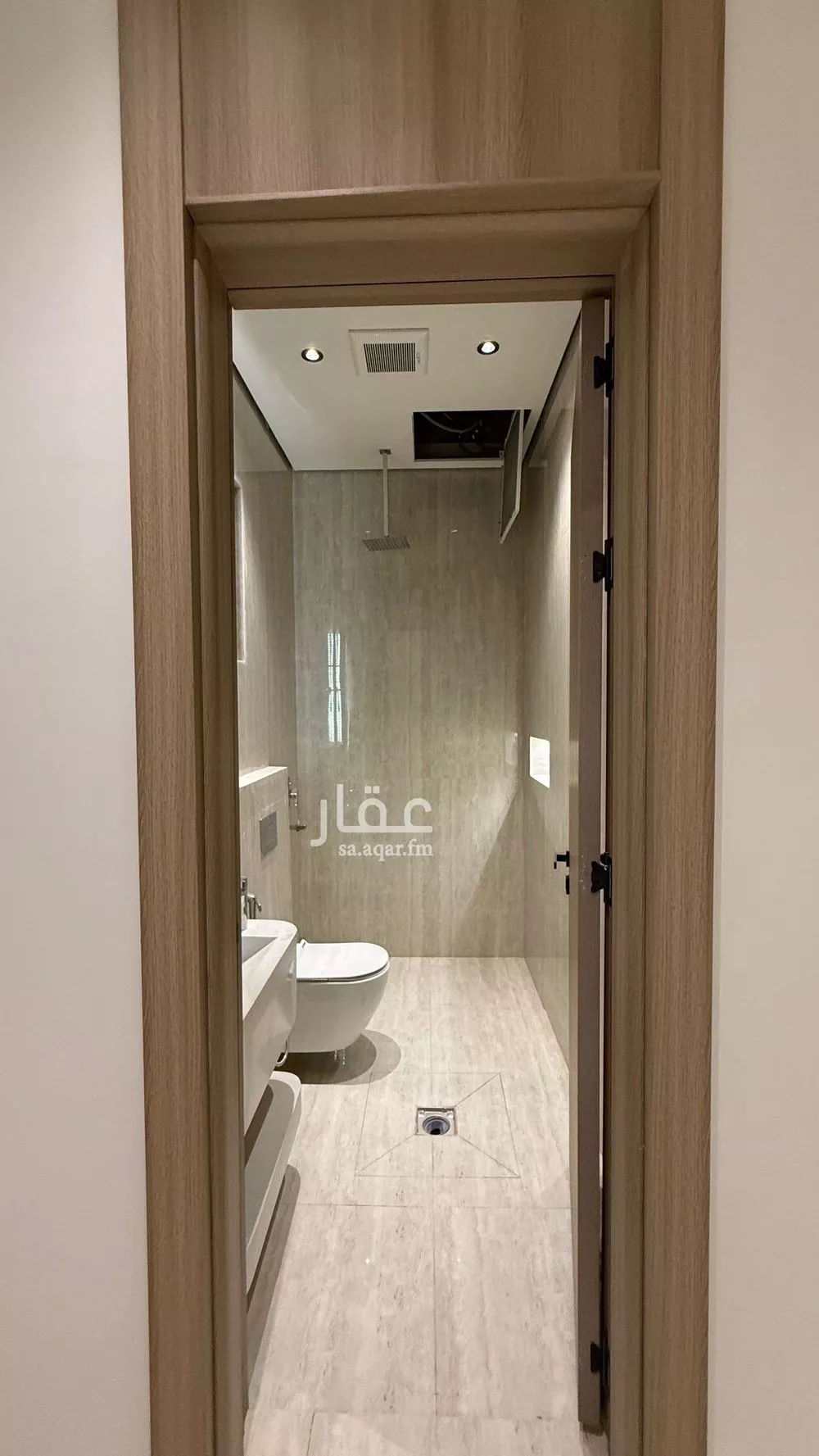 6 bedroom villa in Al Mahdiyyah 13