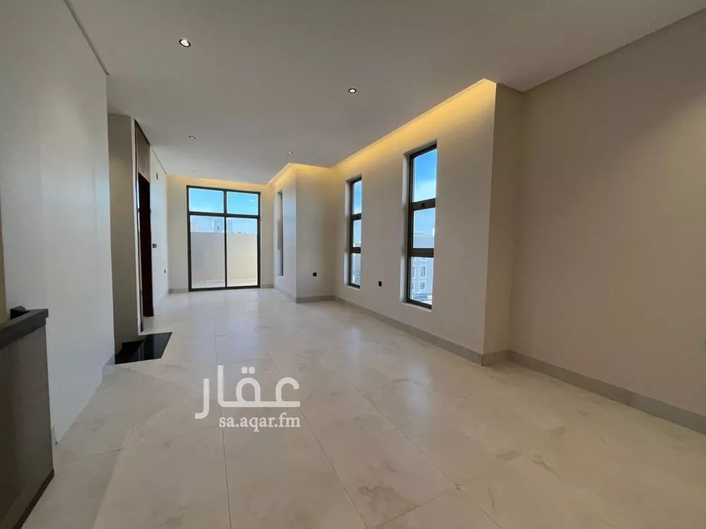 4 bedroom villa in Al Mahdiyyah 15