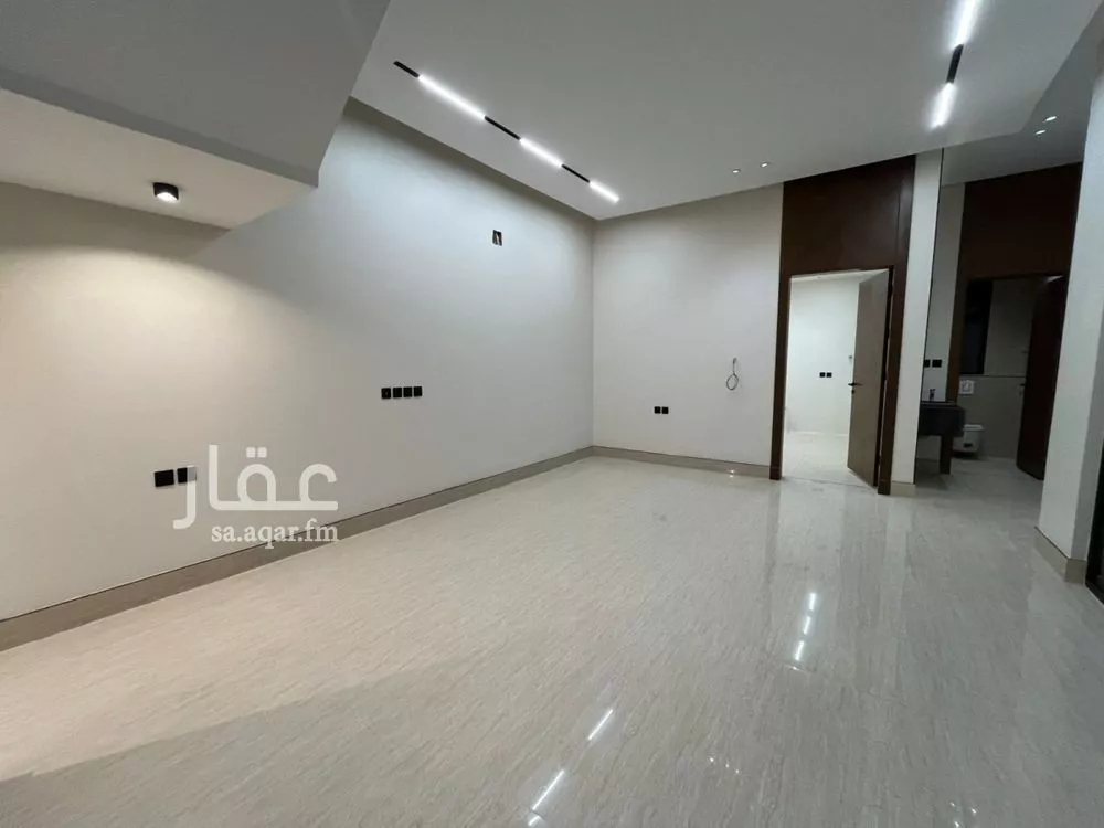 6 bedroom villa in Al Mahdiyyah 15