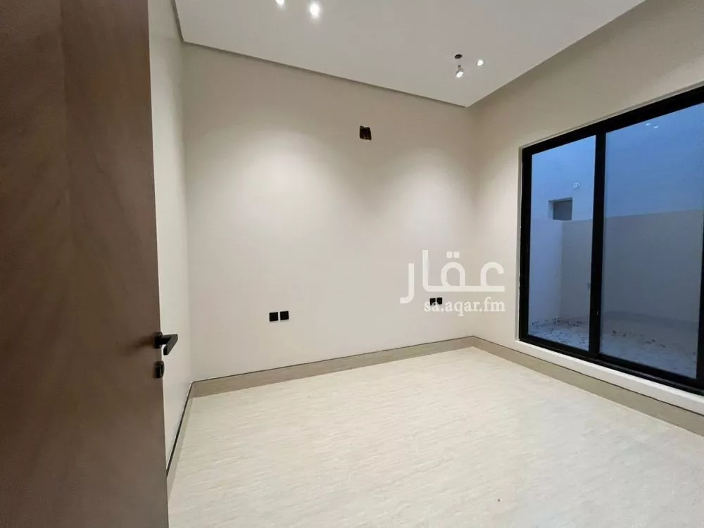 6 bedroom villa in Al Mahdiyyah 26