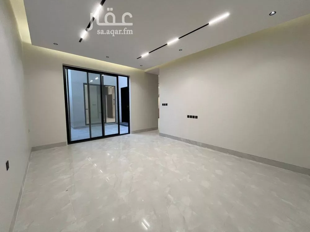 3 bedroom villa in Al Mahdiyyah 12