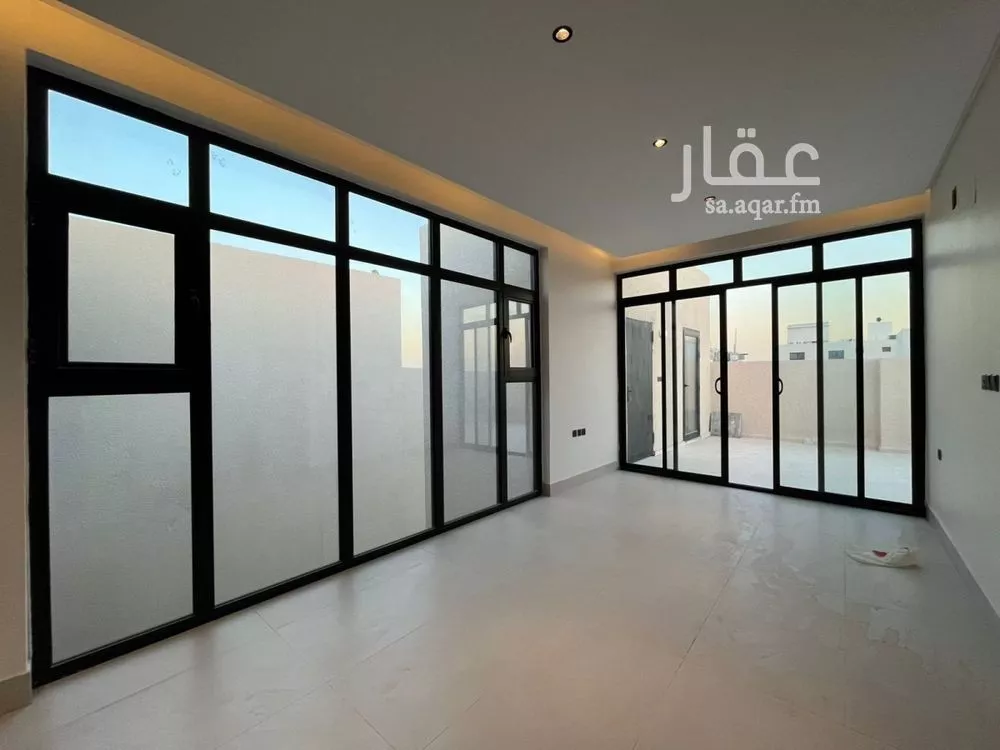 فيلا 5 غرف في المهدية 13