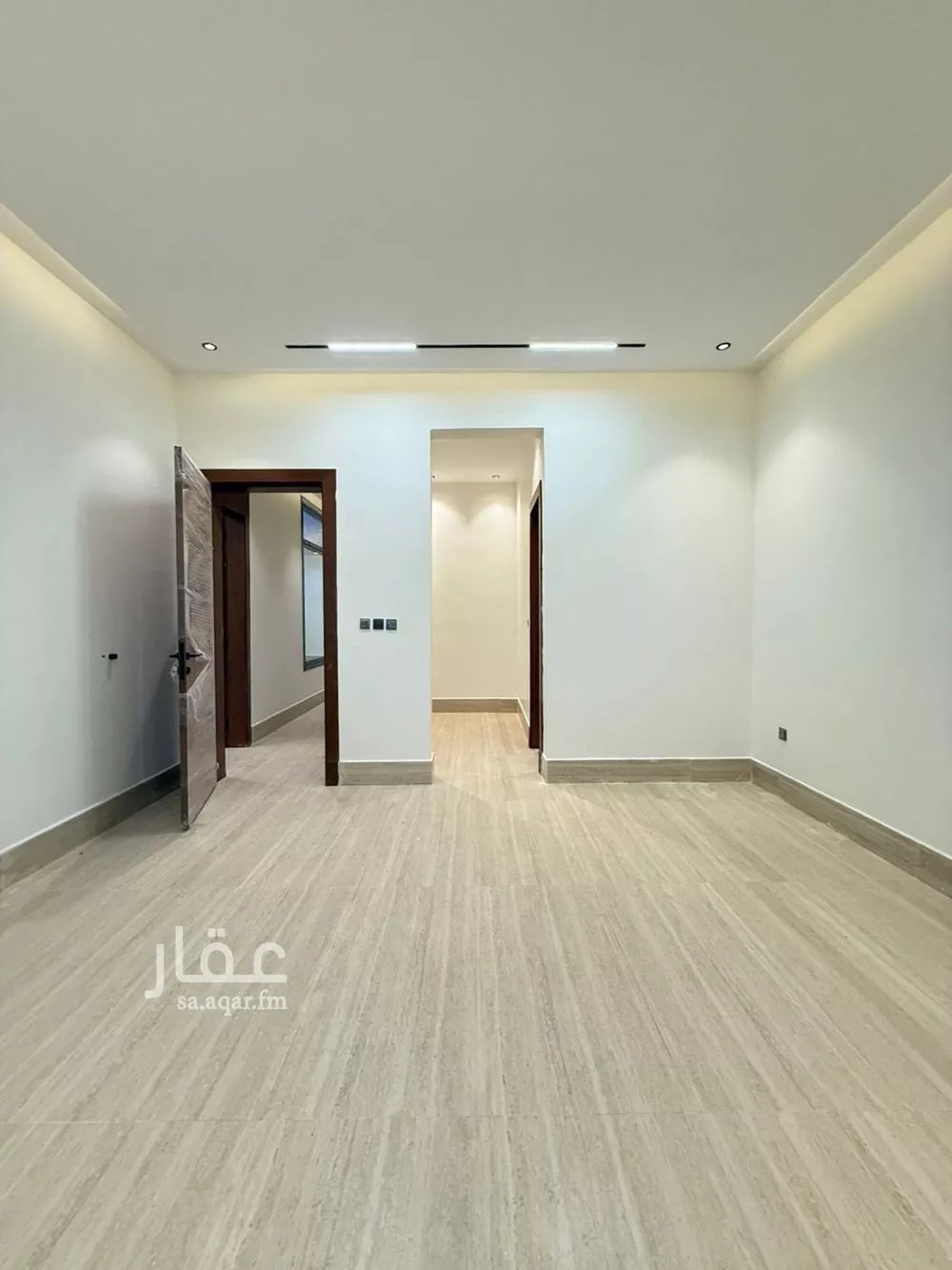 5 bedroom villa in Al Mahdiyyah 6