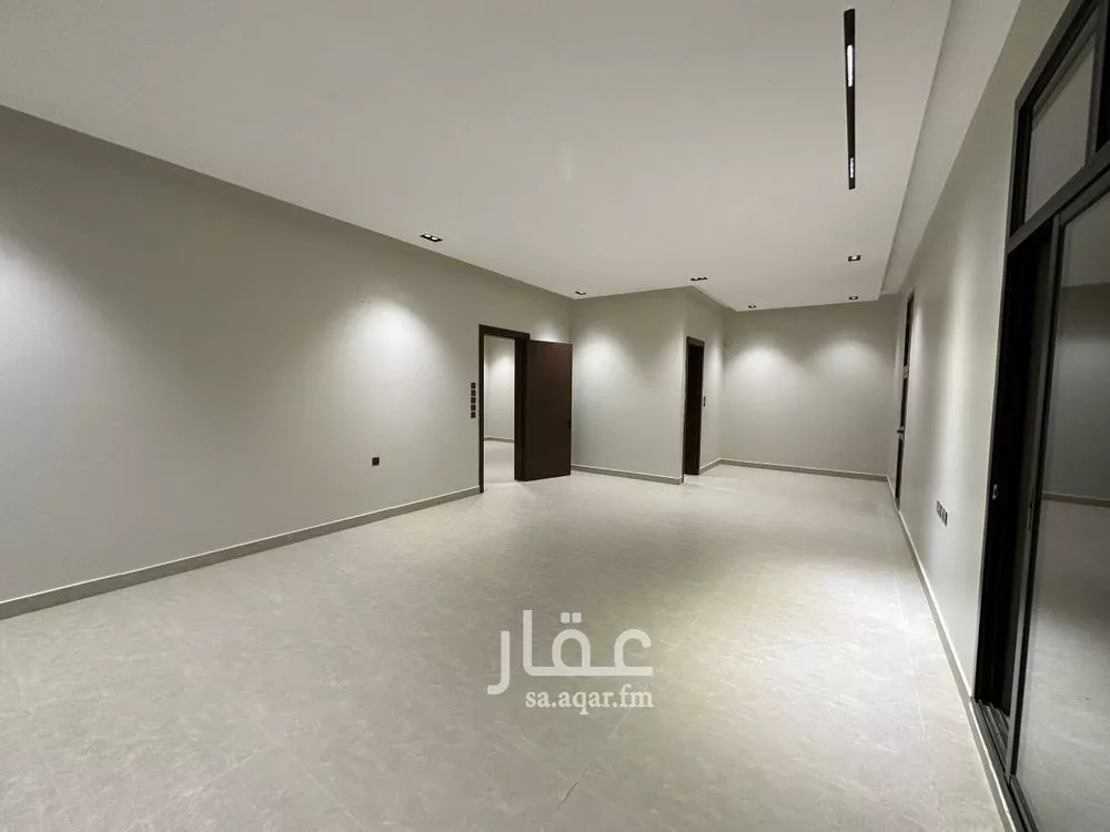 فيلا 4 غرف في الرمال 21