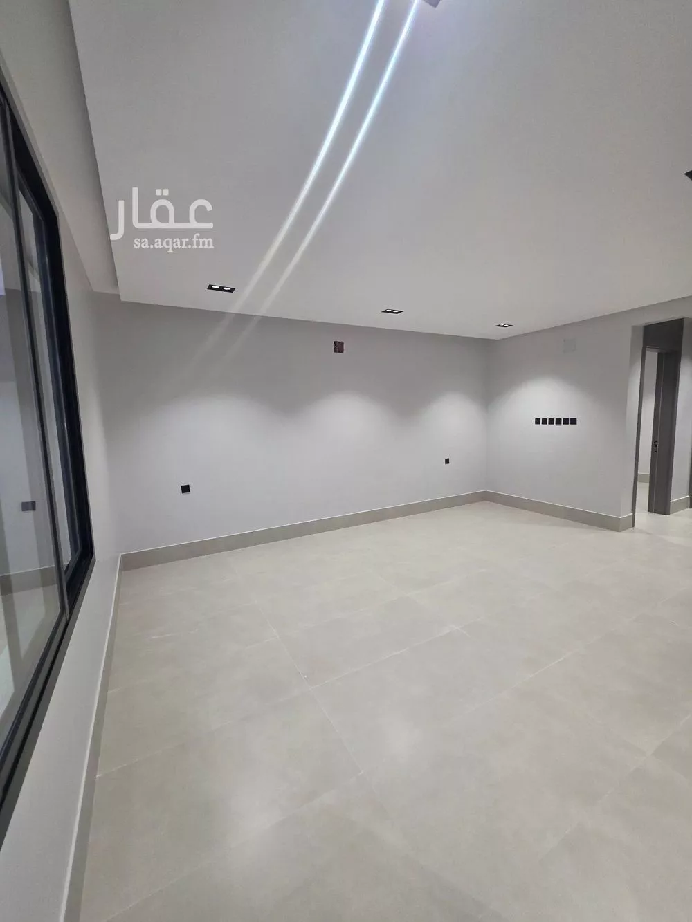 فيلا 8 غرف في العريجاء الغربية 23