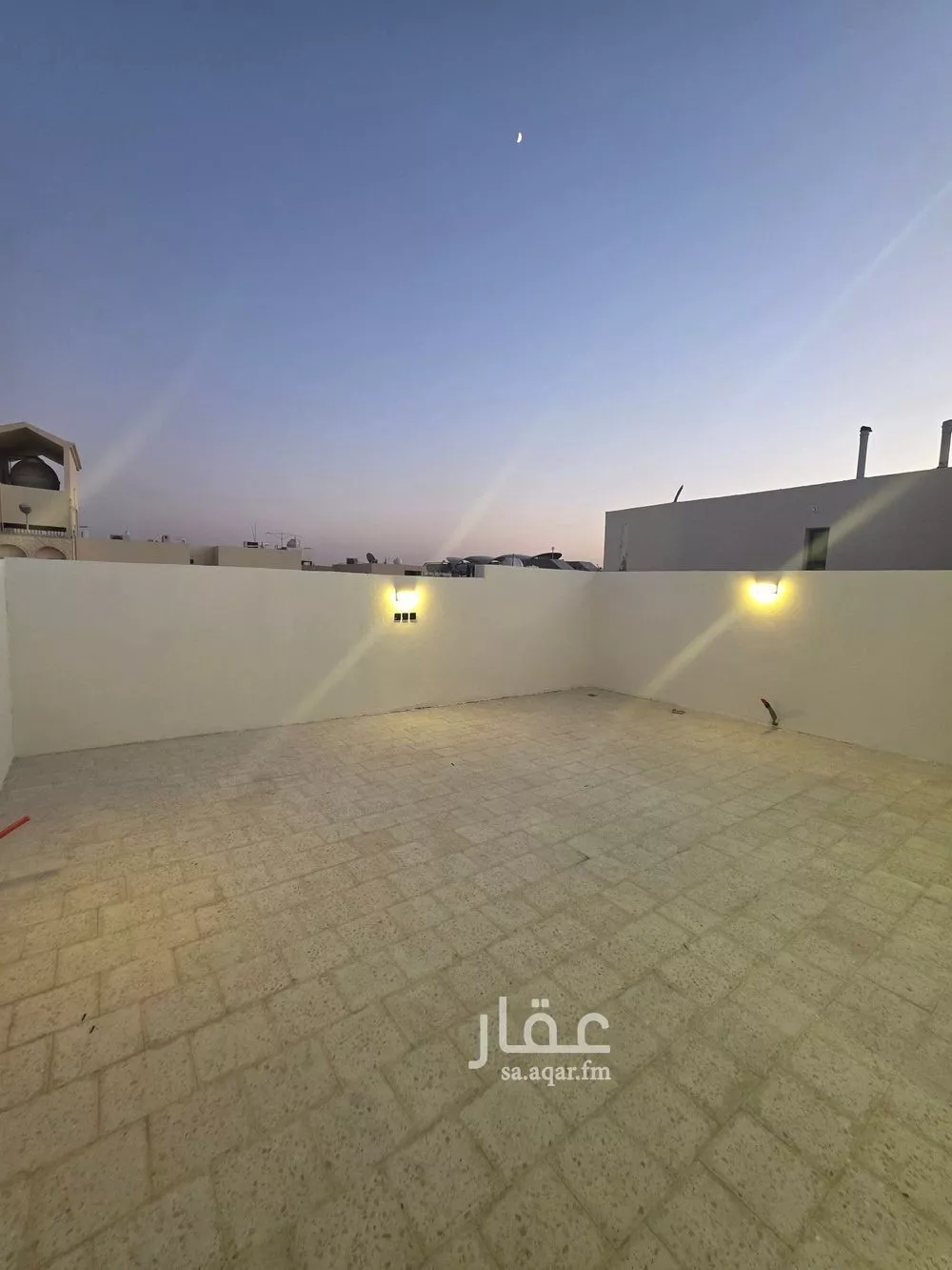 فيلا 8 غرف في العريجاء الغربية 26