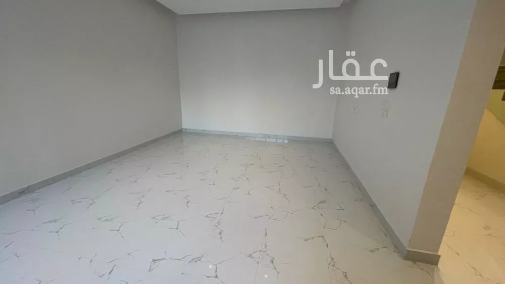 7 bedroom villa in Al Mahdiyyah 8