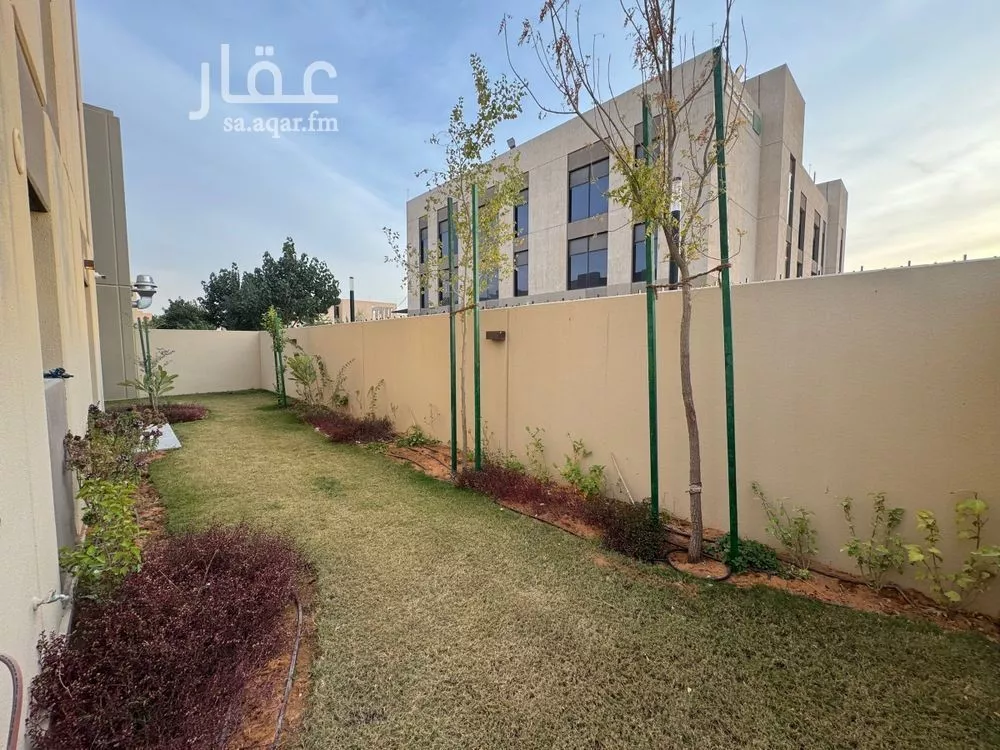 فيلا 4 غرف في سدرة 23