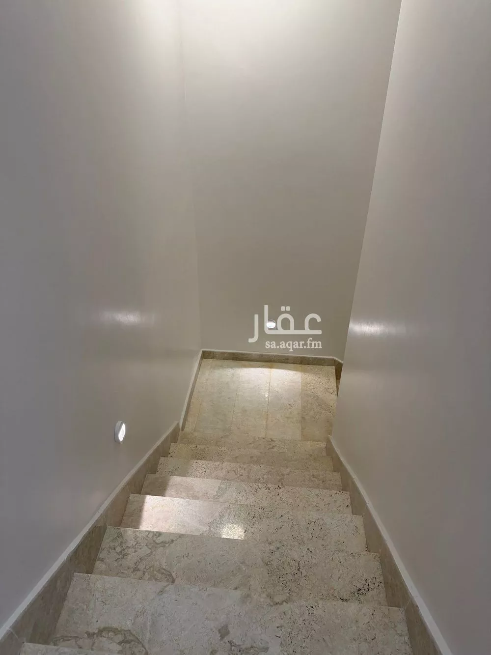 5 bedroom villa in Al Narjis 6