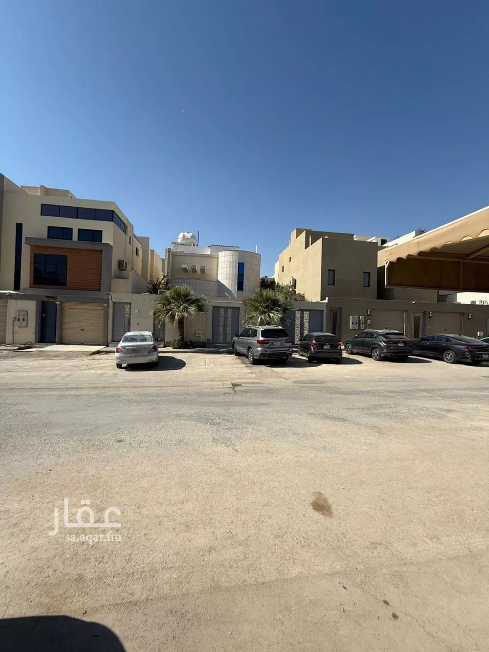 فيلا 6 غرف في النرجس 3