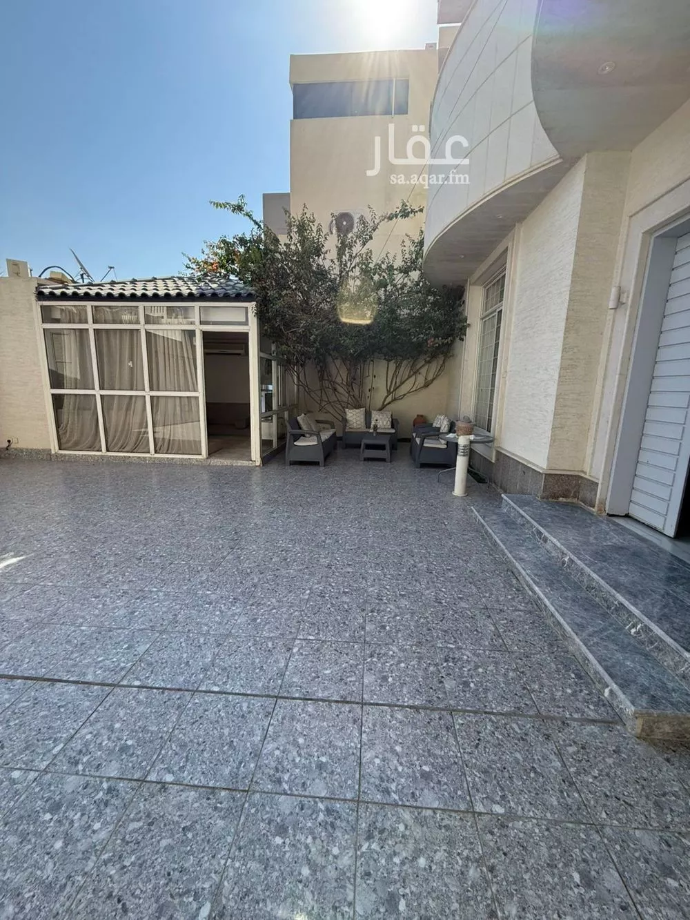 فيلا 6 غرف في النرجس 10