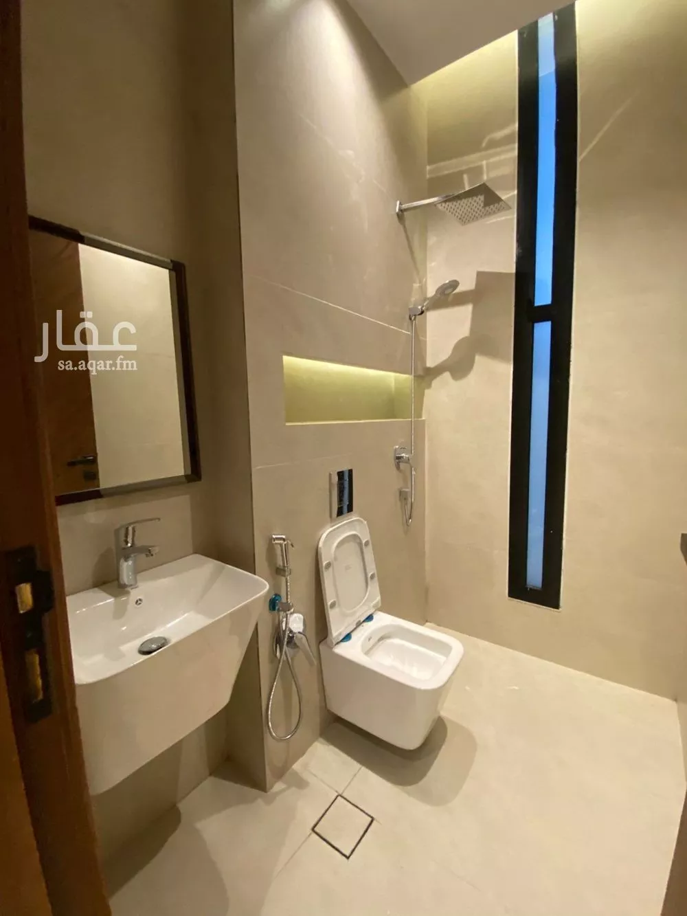 5 bedroom villa in Al Mahdiyyah 24