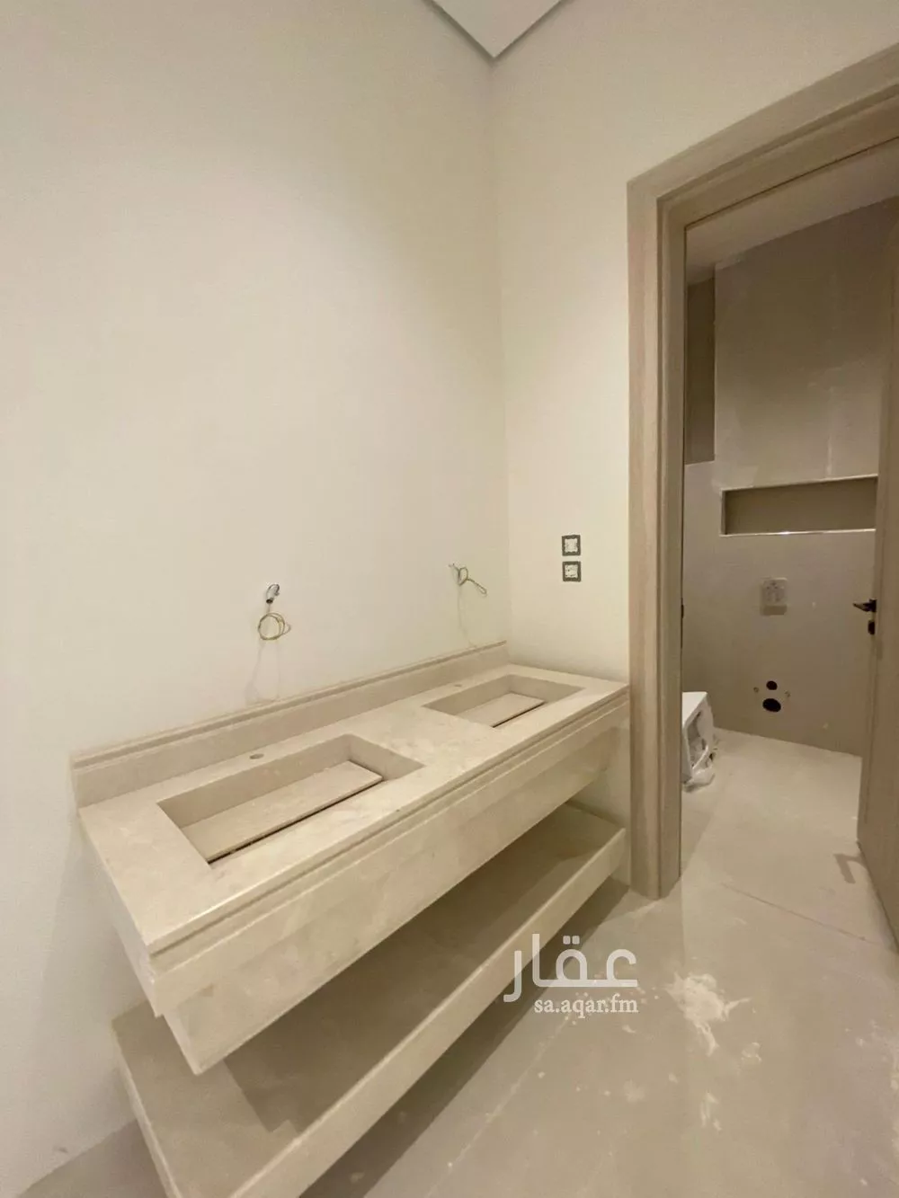 فيلا 5 غرف في المهدية 10