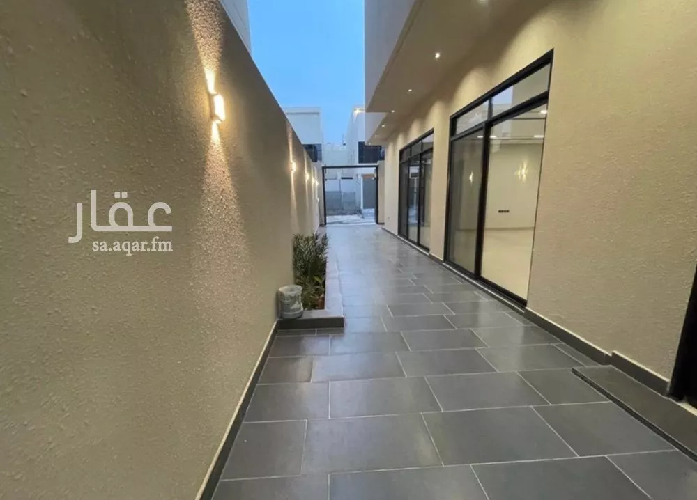 فيلا 4 غرف في النرجس 2