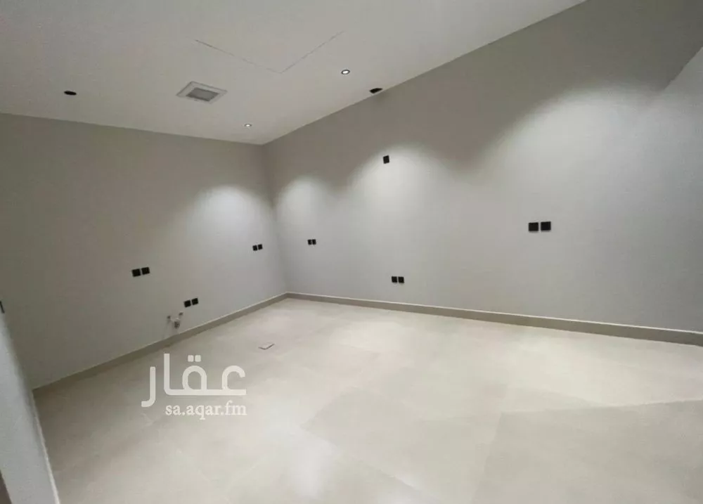 فيلا 4 غرف في النرجس 12
