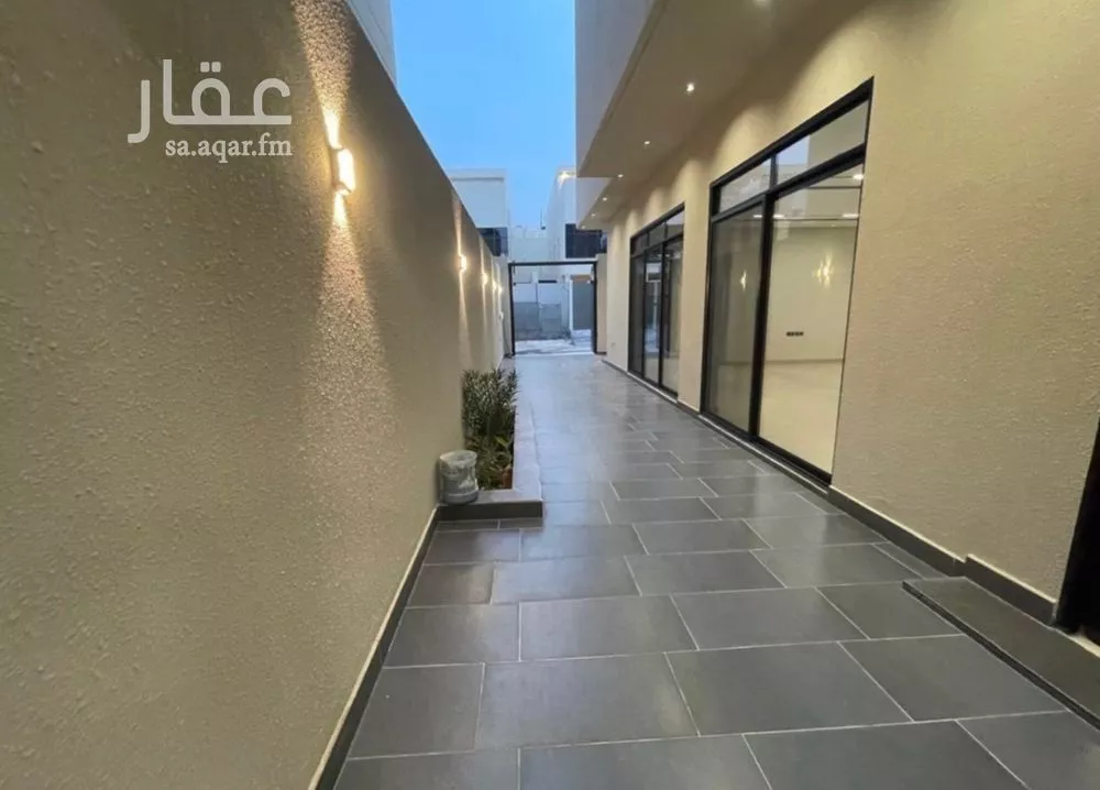 فيلا 4 غرف في النرجس 25