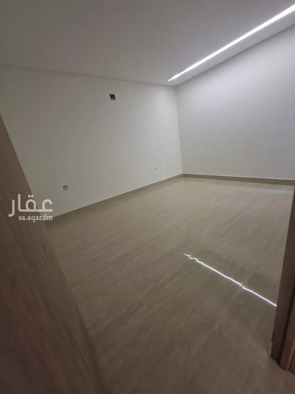 فيلا 8 غرف في طويق 18