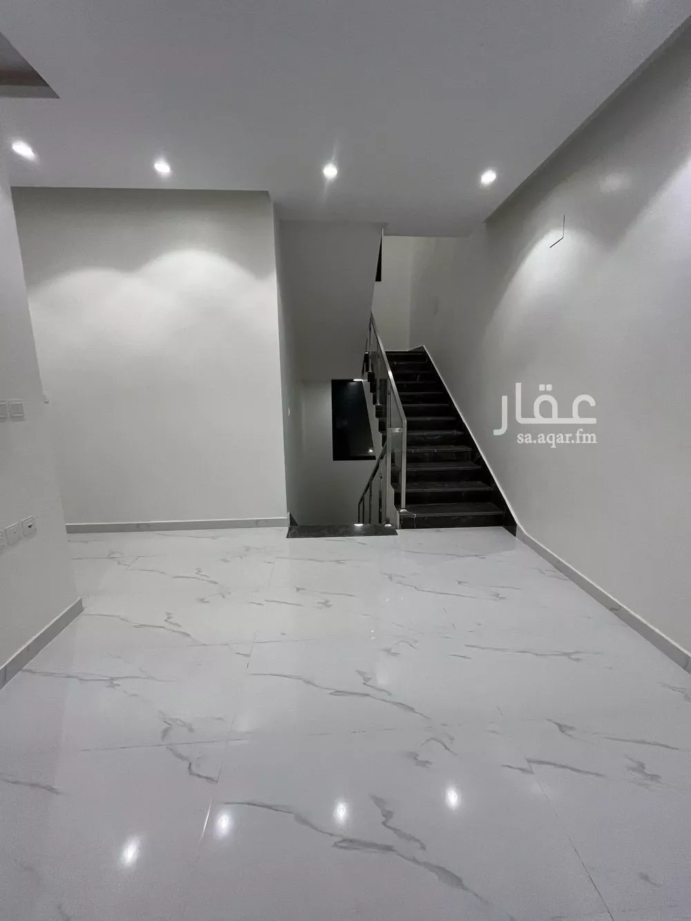 فيلا 5 غرف في الجنادرية 23