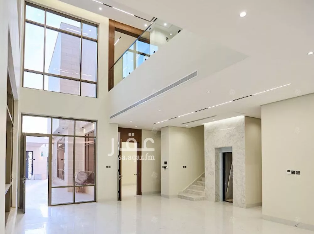 5 bedroom villa in Al Mahdiyyah 18