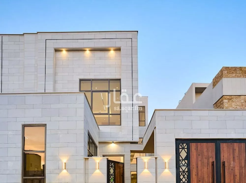5 bedroom villa in Al Mahdiyyah 3