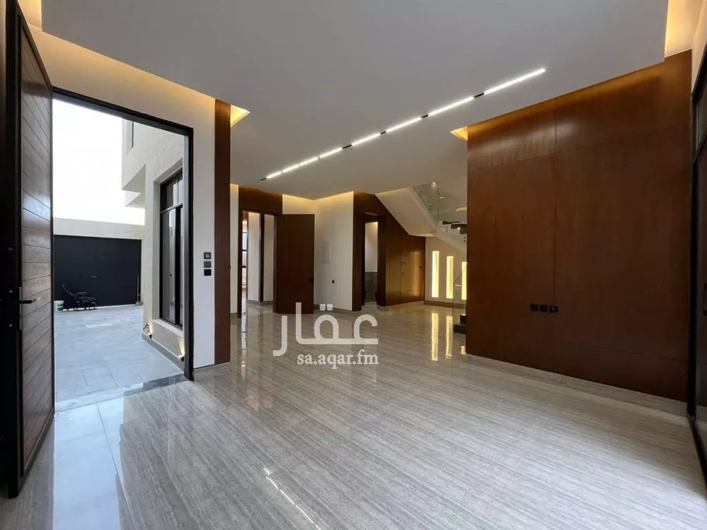 5 bedroom villa in Al Mahdiyyah 12