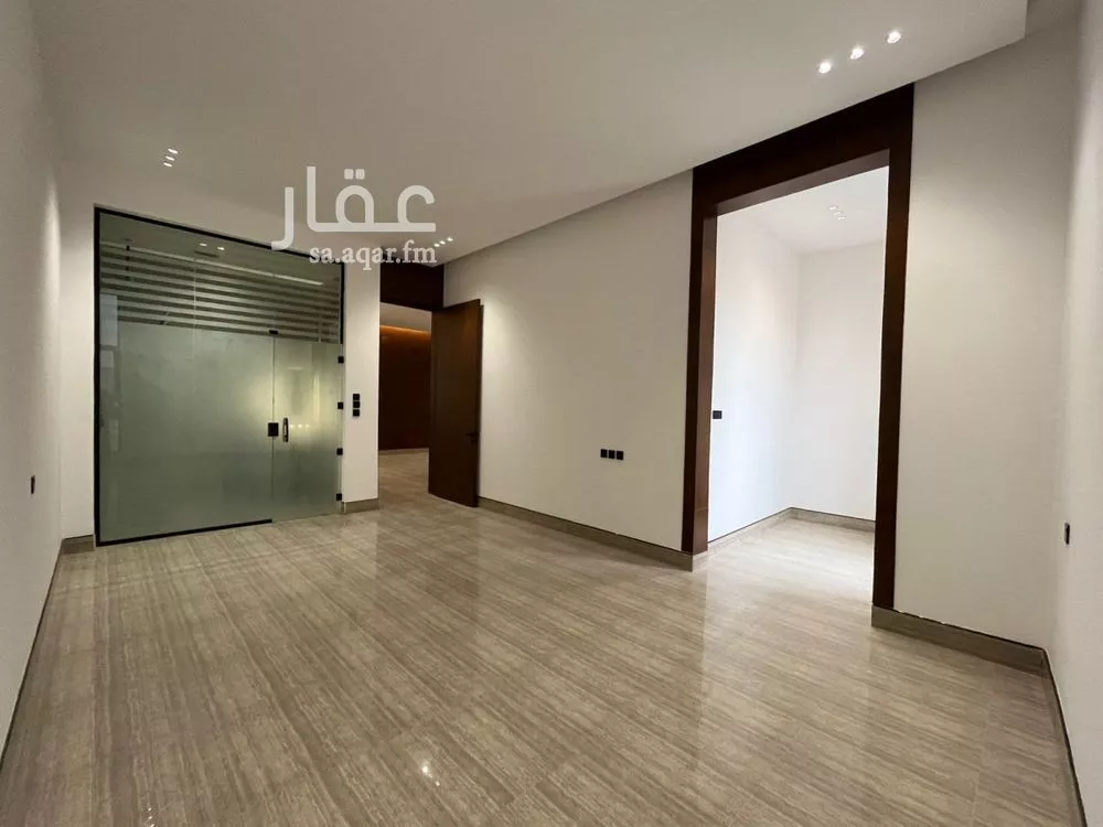5 bedroom villa in Al Mahdiyyah 22