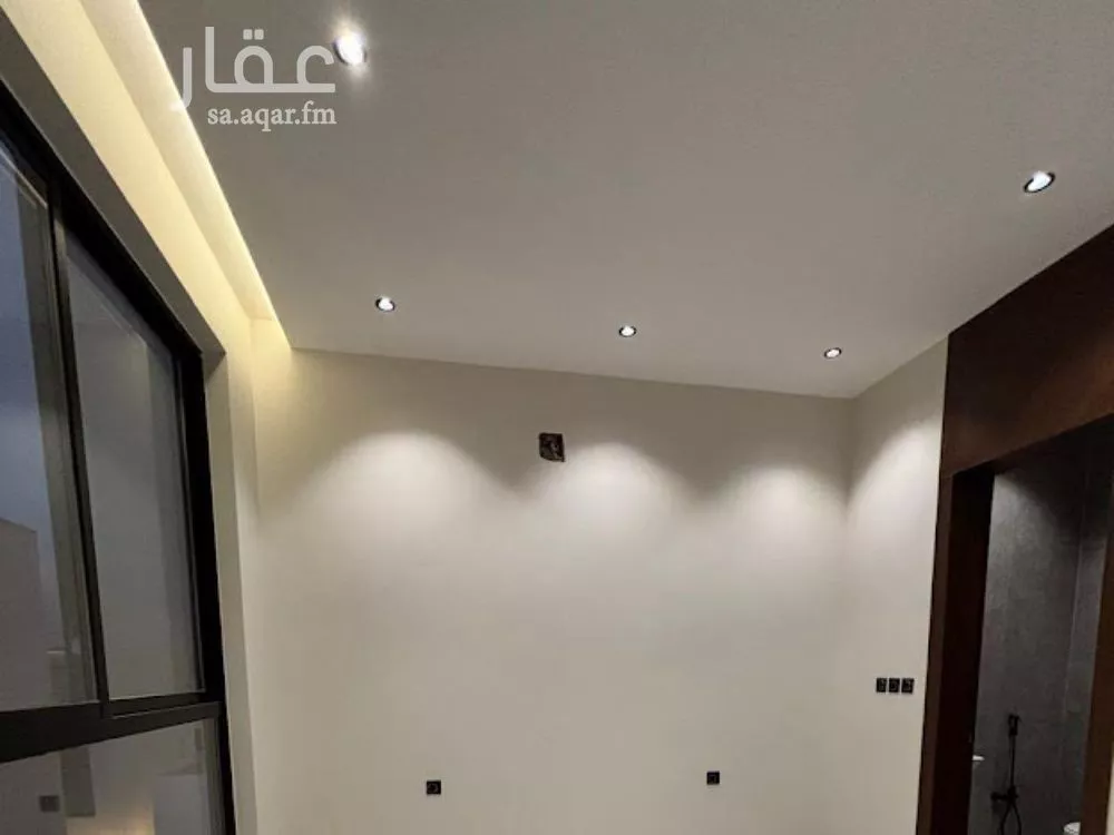 فيلا 5 غرف في المهدية 10
