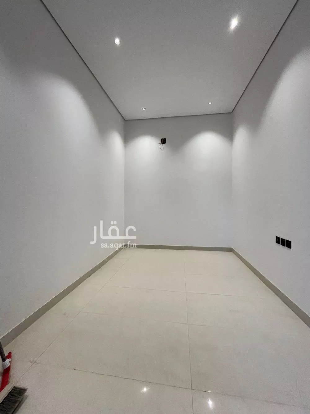 فيلا 5 غرف في الجنادرية 12