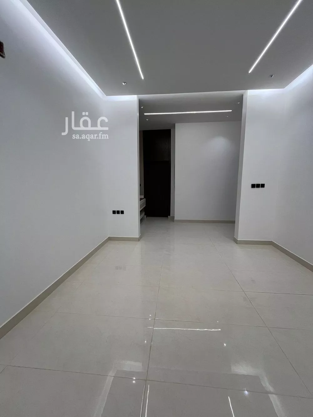 فيلا 5 غرف في الجنادرية 8